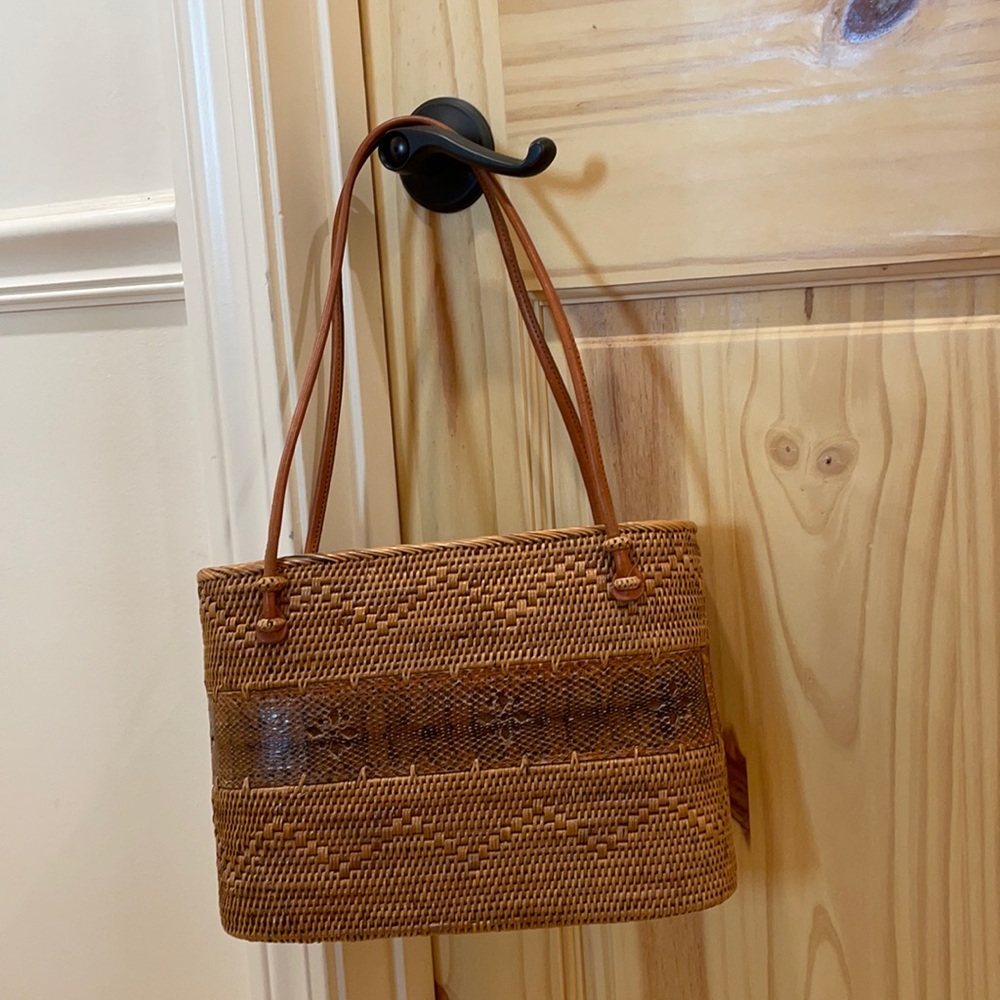 Bali Purse woven with leather